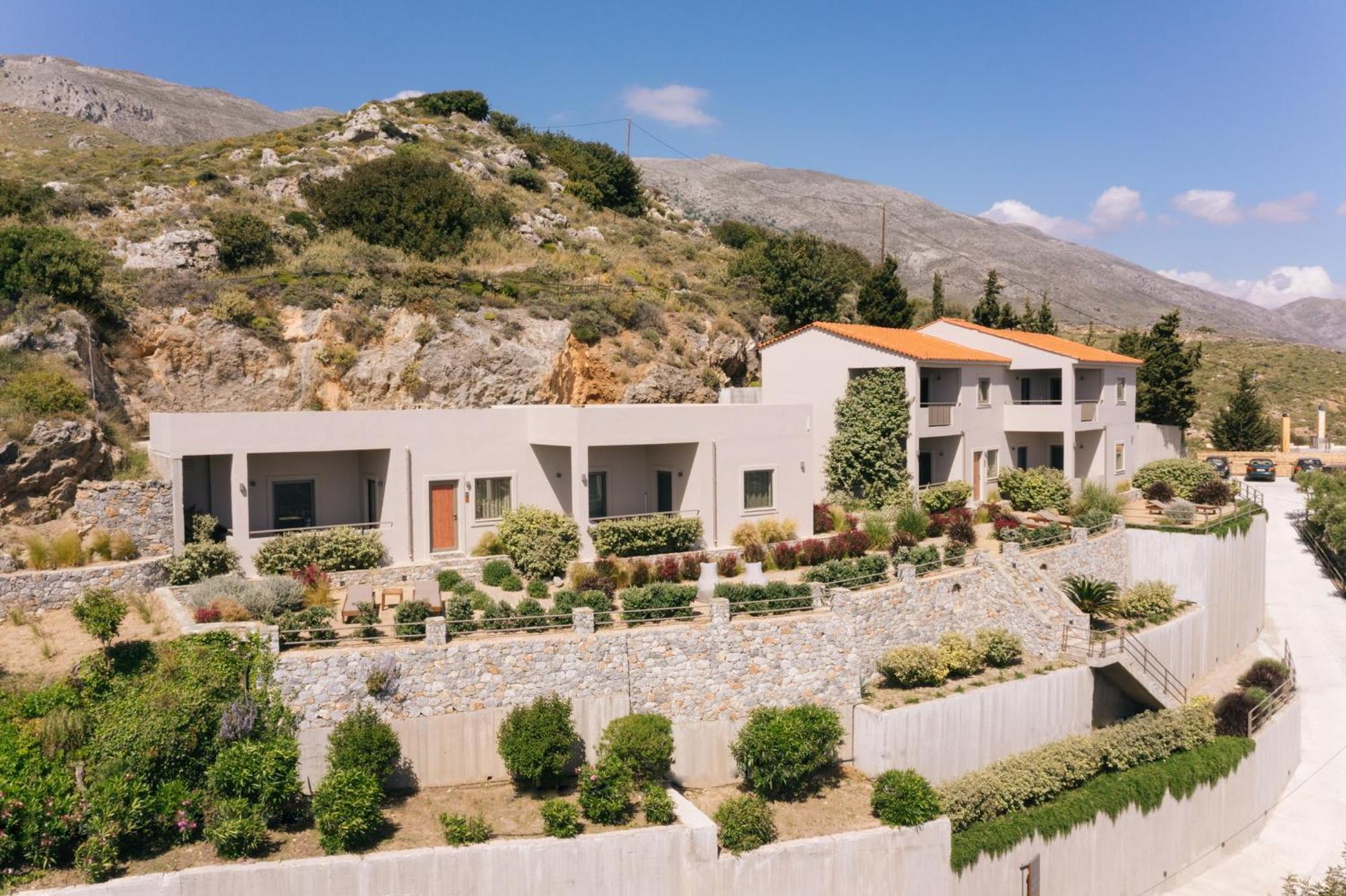 Villa Stella Suites Плакиас Екстериор снимка
